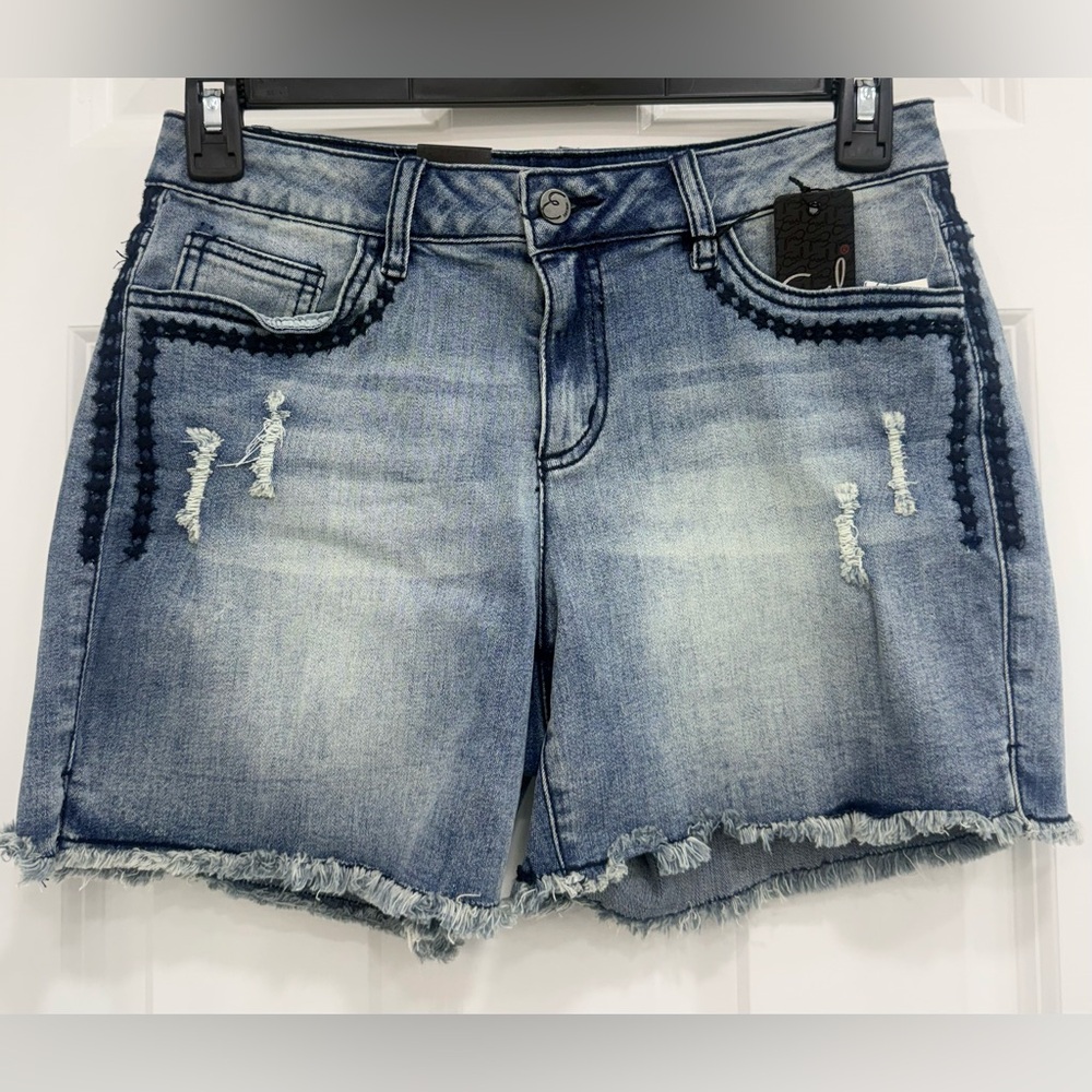 Earl Women's Blue Denim Shorts - Picture 2 of 10